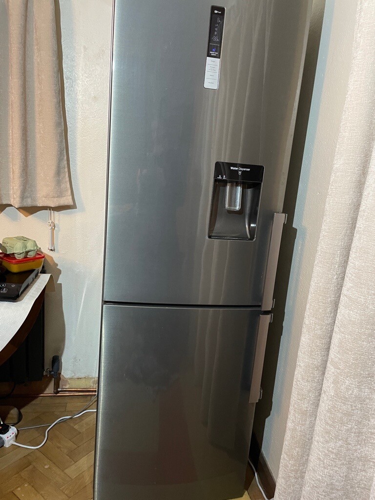 samsung fridge freezer with brita water filter